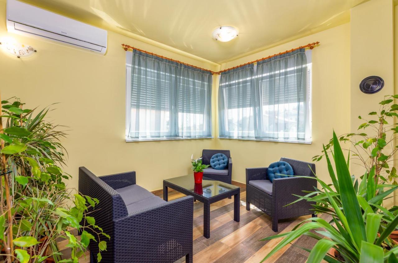 Apartmani Monte Pula Exterior photo