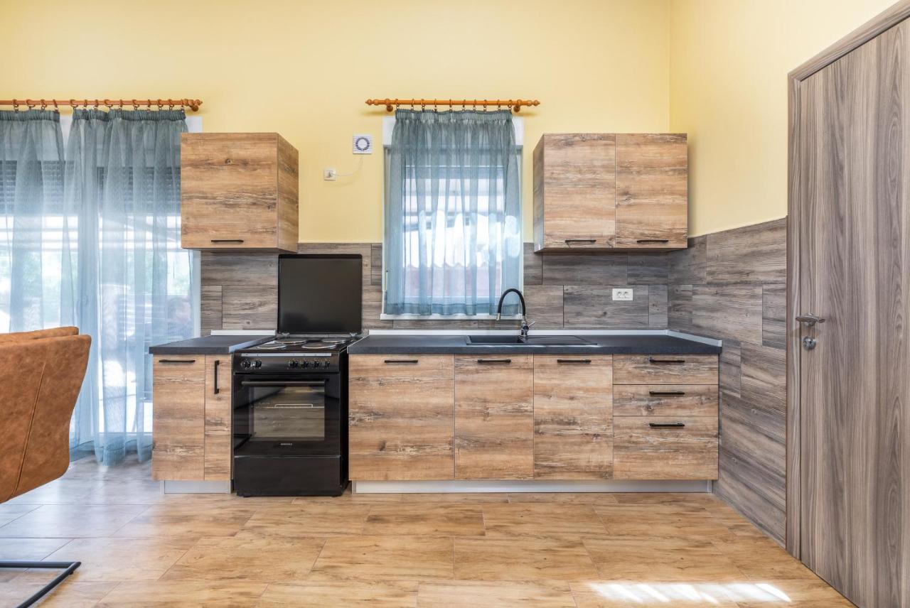 Apartmani Monte Pula Exterior photo